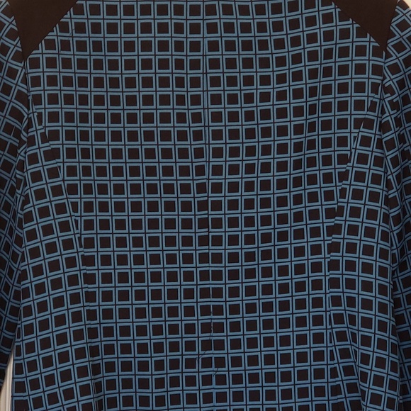 Blazer - Picture 2 of 2